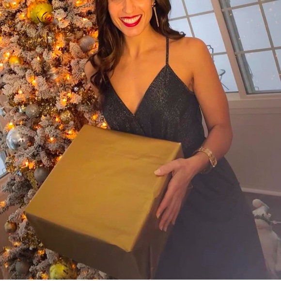 Sparkly BCBGeneration Midi Dress 🖤🩶 - Picture 4 of 8